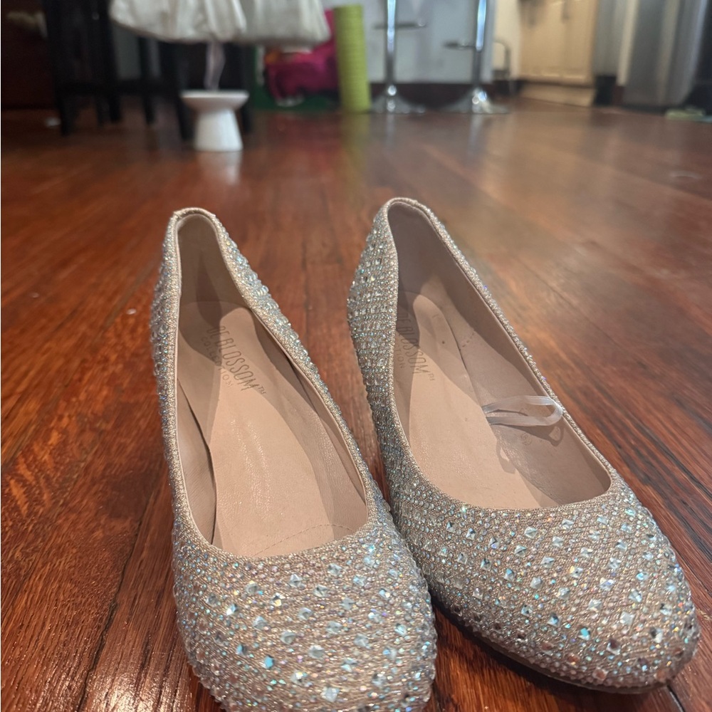 De Blossom Collection sparkly heels with in sole arch support